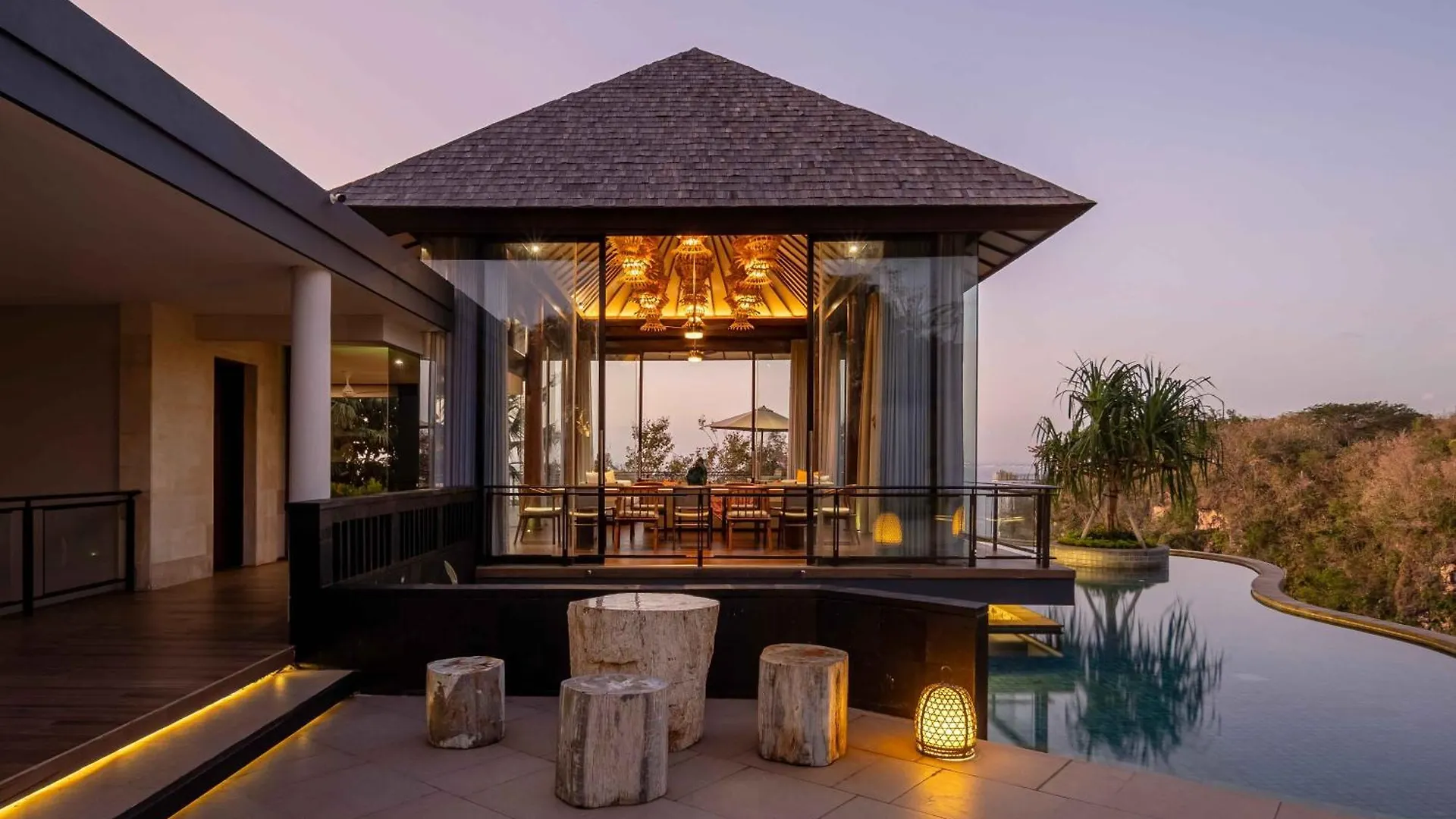 By The Cliff Bali Villa Jimbaran