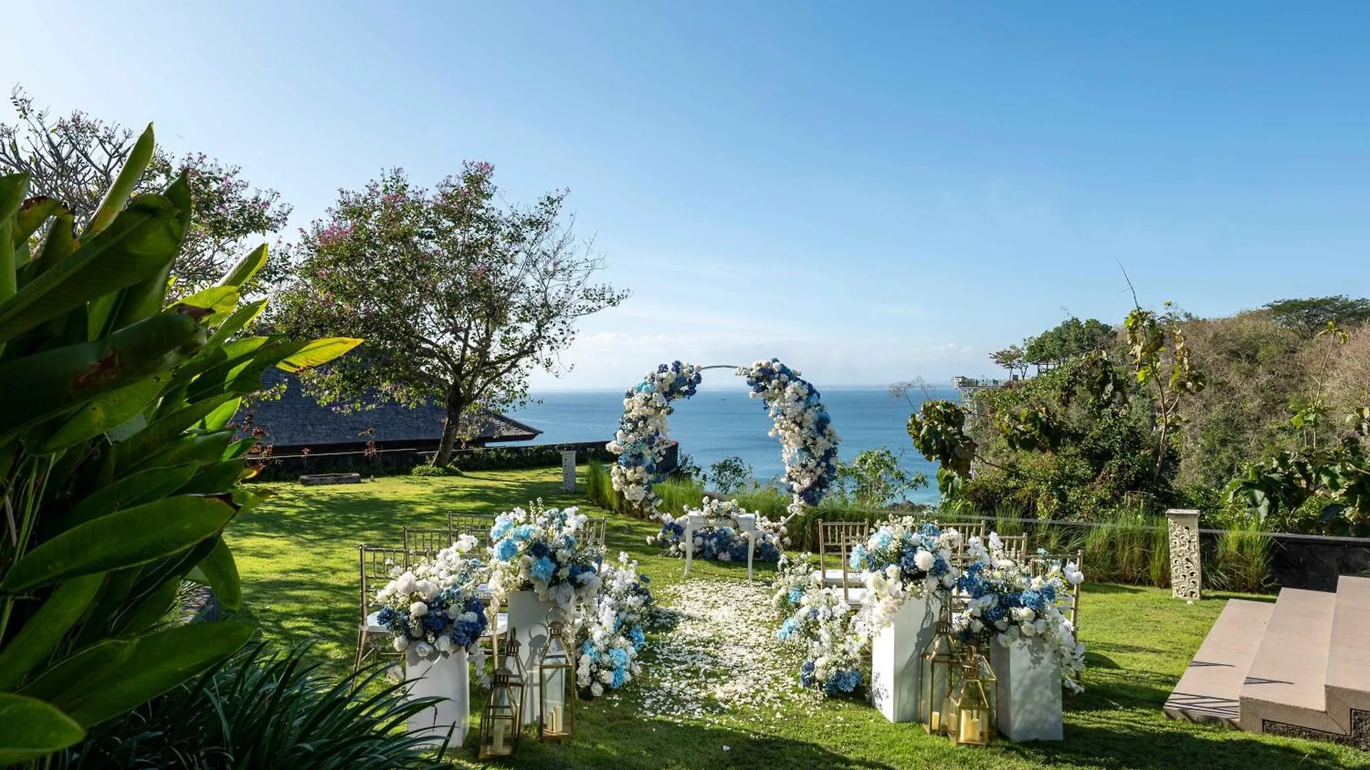 By The Cliff Bali Villa Jimbaran